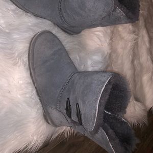 Bearpaw boots